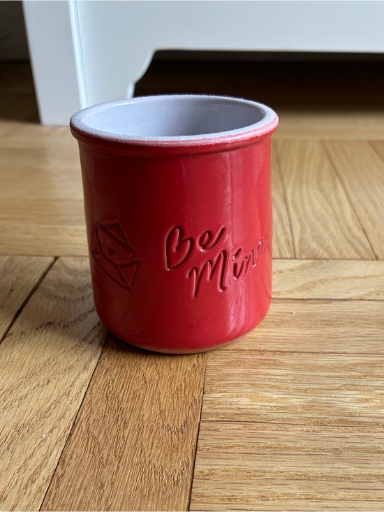 La Fermiere Other - La Fermiere Red Ceramic 'Be Mine' Valentine’s Day Limited Edition Pot